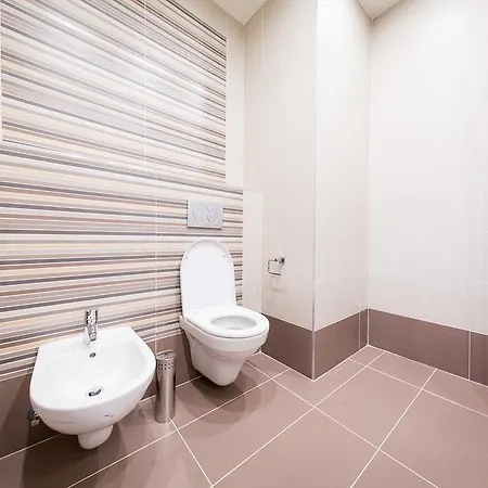 Boris' Centre Parks Apartment