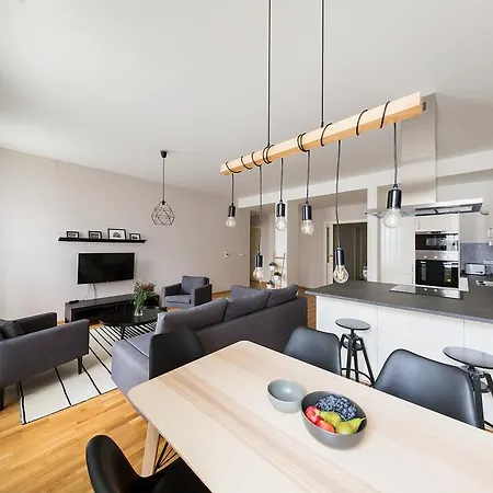 Boris' Centre Parks Apartment Prague