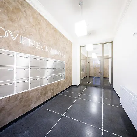 Boris' Centre Parks Apartment Prague