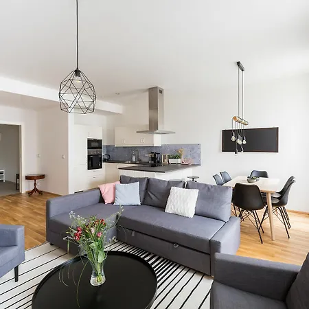 Boris' Centre Parks Apartment *